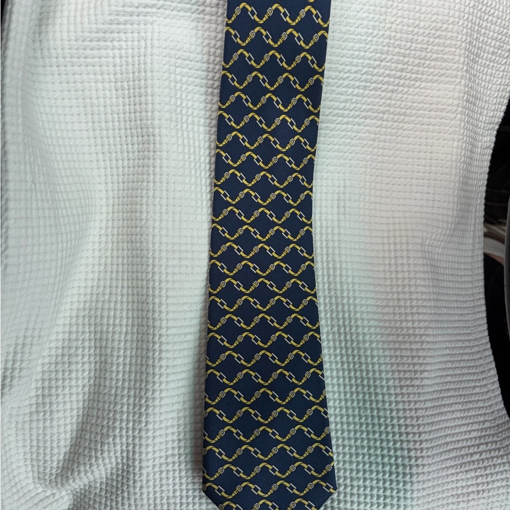 Hermes Navy and Gold Chain-Link Silk Tie